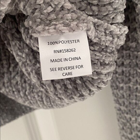 NWT. Altard State Chenille Charcoal Knit Sweater - Picture 4 of 5